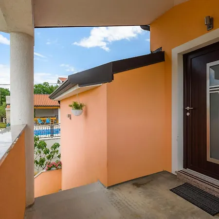 Orhidea In A Peaceful Setting Near Appartement *