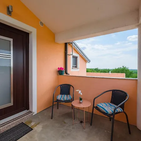 Orhidea In A Peaceful Setting Near Appartement *