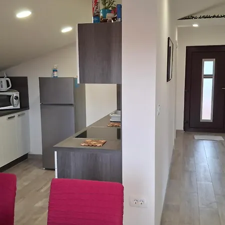 Orhidea In A Peaceful Setting Near * Umag