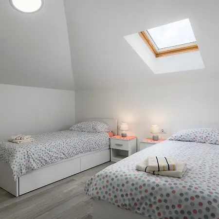 Apartment Orhidea In A Peaceful Setting Near *